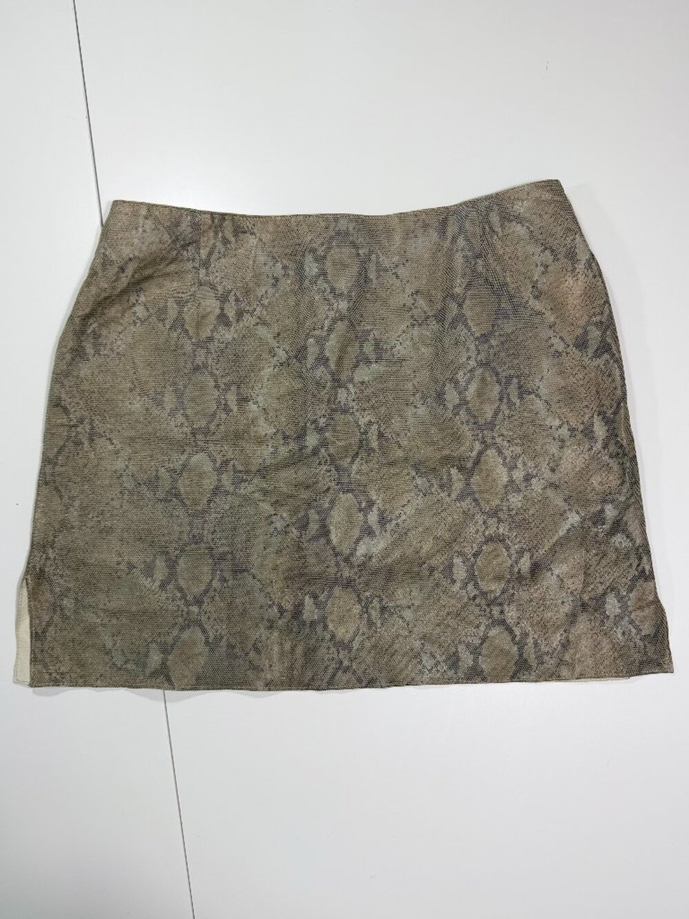 Danier Genuine Leather Snake Print Mini Skirt - 90s Vintage Style